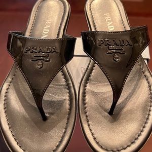 Black Prada logo flip flops size 38.5